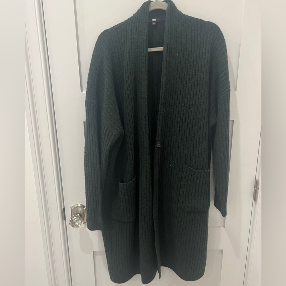 Uniqlo Forest Green Cardigan Sweater Size L